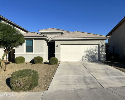 6150 W Freeway Lane, Glendale