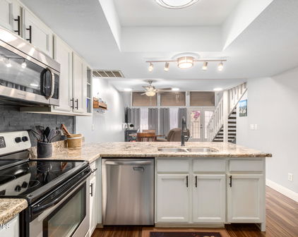 11444 N 28th Drive Unit 4, Phoenix