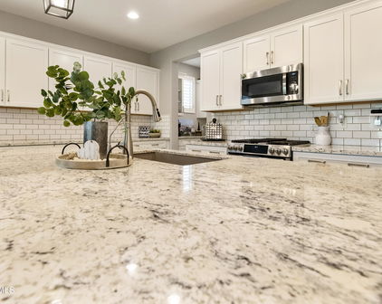 10711 E Tallahassee Avenue, Mesa