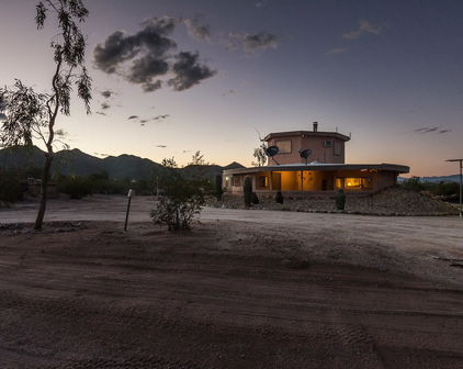 572 S Deer Trail, Maricopa