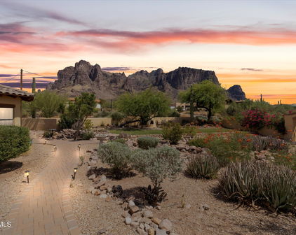5874 E Reavis Street, Apache Junction