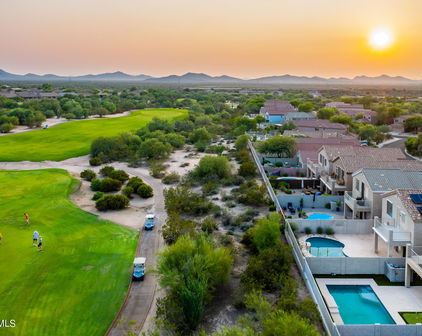 4319 E Smokehouse Trail, Cave Creek