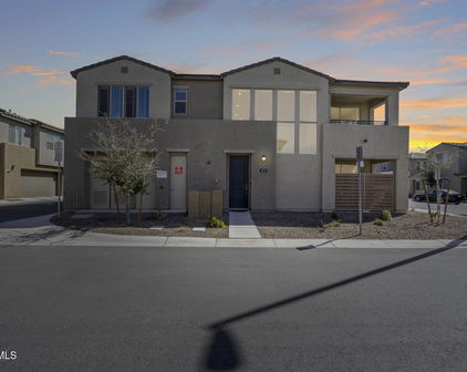 734 E Doral Avenue Unit 202, Gilbert