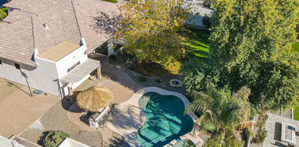 2815 E Carob Drive, Chandler