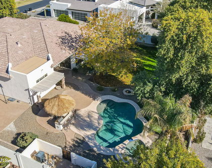 2815 E Carob Drive, Chandler