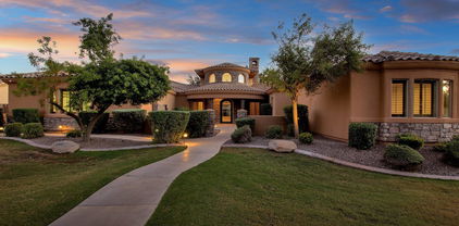2065 E Champagne Place, Chandler
