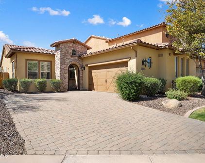 12047 W Red Hawk Drive, Peoria