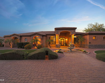 6430 W Line Drive, Glendale