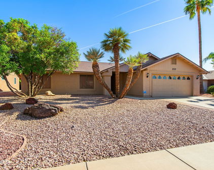 2757 Leisure World --, Mesa