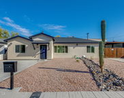 542 E Flynn Lane, Phoenix image