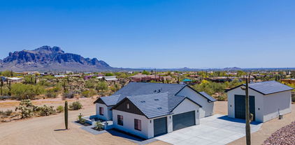 979 E Saddle Butte Street, Apache Junction