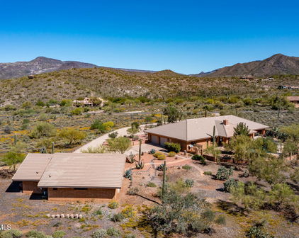 6517 E Willow Springs Lane, Cave Creek