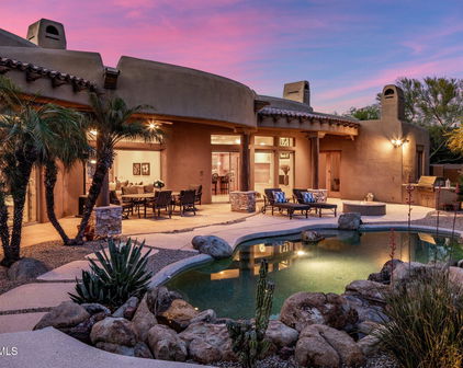 9913 E Quarry Trail, Scottsdale