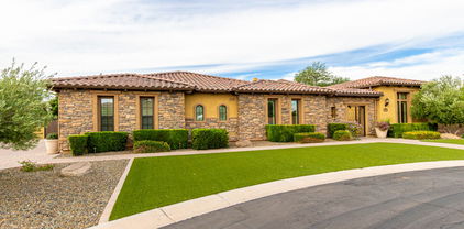 2472 E Robin Court, Gilbert