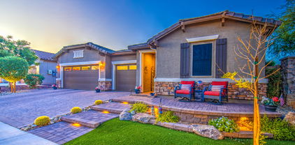 16042 W Shaw Butte Drive, Surprise