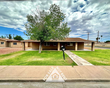 556 E Millett Avenue, Mesa