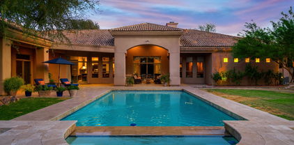 7100 E Berneil Drive, Paradise Valley