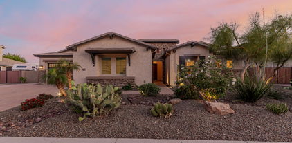9369 W Via Montoya Drive, Peoria