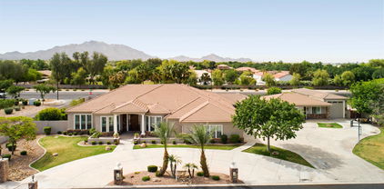 2651 E Calle De Flores --, Gilbert
