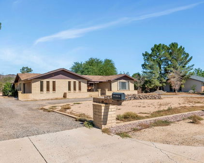 4730 W Park View Lane, Glendale