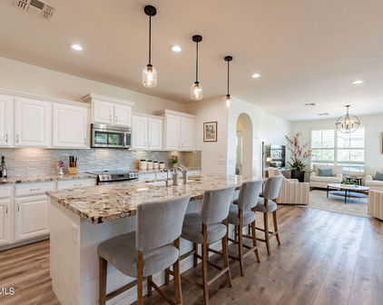 1806 E Azafran Trail, Queen Creek