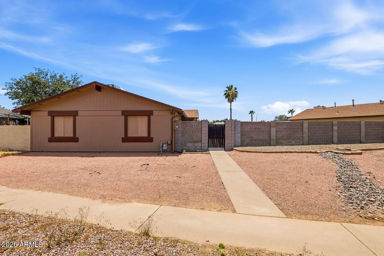 13822 N 47th Avenue, Glendale, 85306