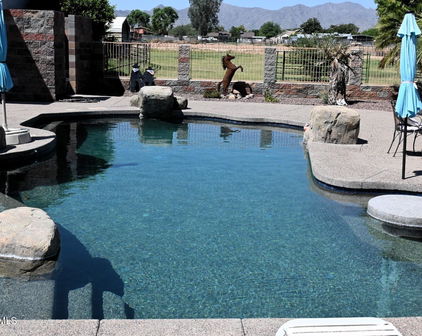 7510 N Cotton Lane, Waddell