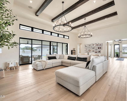 3964 E Penedes Drive, Gilbert