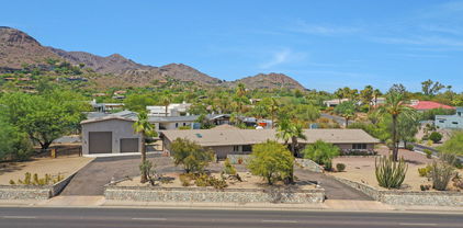 4452 E Lincoln Drive, Paradise Valley