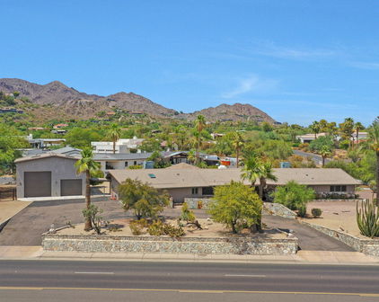 4452 E Lincoln Drive, Paradise Valley