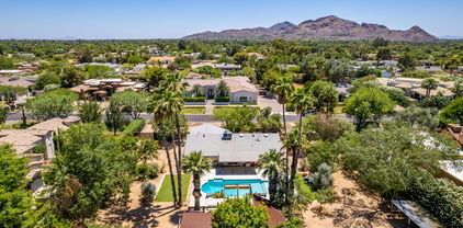 6302 E Turquoise Avenue, Paradise Valley