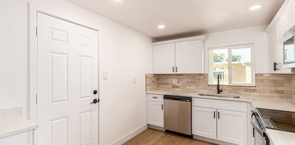 564 N Sirrine --, Mesa
