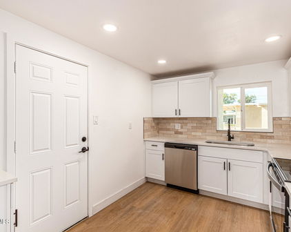 564 N Sirrine --, Mesa