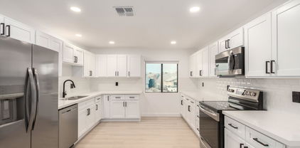 429 E Greenway Drive, Tempe