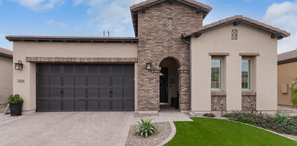 129 E Los Andes Lane, San Tan Valley