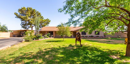 3545 W Yorkshire Drive, Glendale