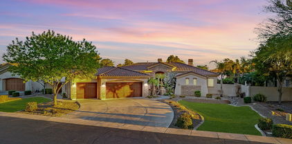 745 E County Down Drive, Chandler