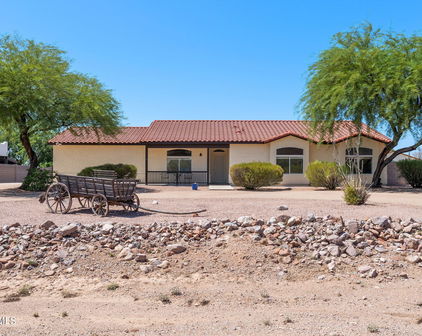 694 S Mountain View Road, Apache Junction