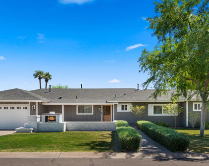 4223 E Clarendon Avenue, Phoenix