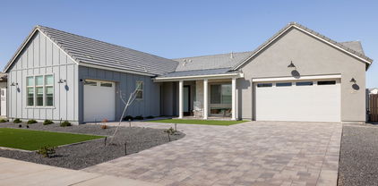 1526 E Crescent Way, Gilbert