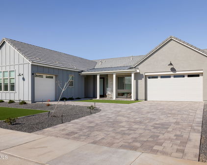 1526 E Crescent Way, Gilbert
