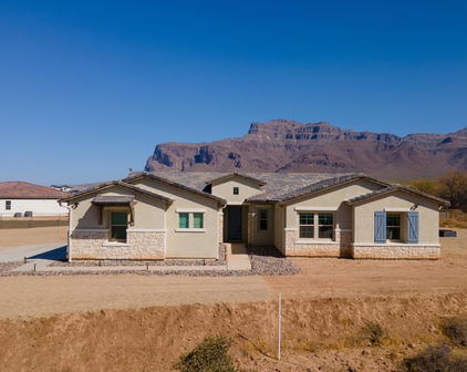 2775 S Baker Drive, Apache Junction