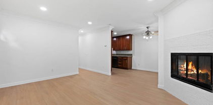 855 E Lexington Ave Unit 4, El Cajon