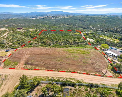 Via Cantata, Temecula