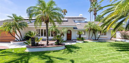 755 E Sunny Hills Rd, Fullerton