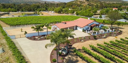 38155 Avenida La Cresta, Murrieta