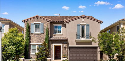 14 Snowberry, Lake Forest