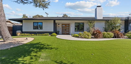 240 W Gainsborough Road, Thousand Oaks