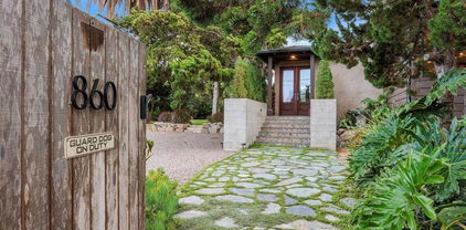 860 Nardo Road, Encinitas