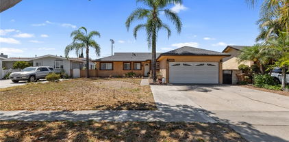 1342 W Hill Avenue, Fullerton